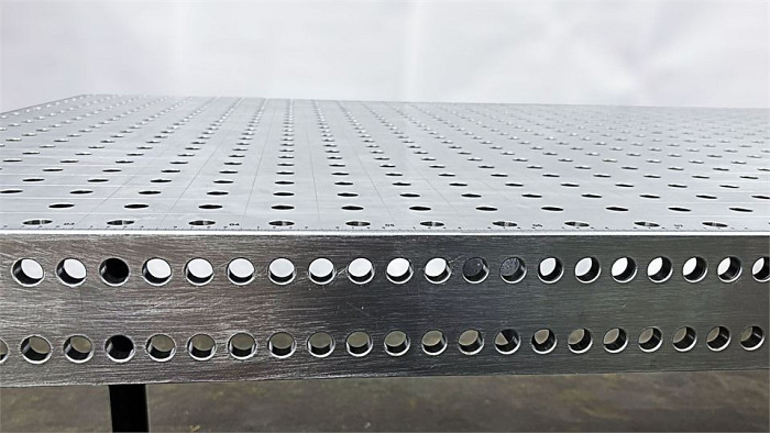 Varilna miza HISWeld System 16